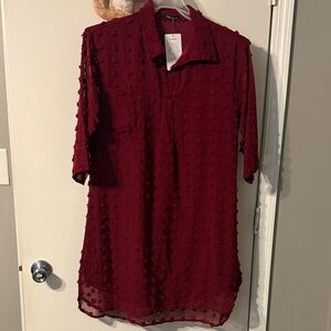 Textured Burgundy Midi Tunic Dress with Collared Neck